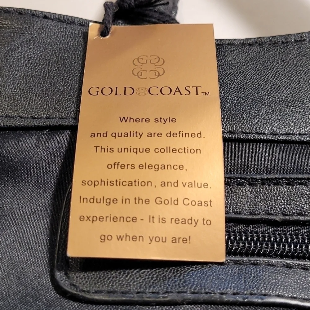 Women's Gold Coast Pocketbook NWT